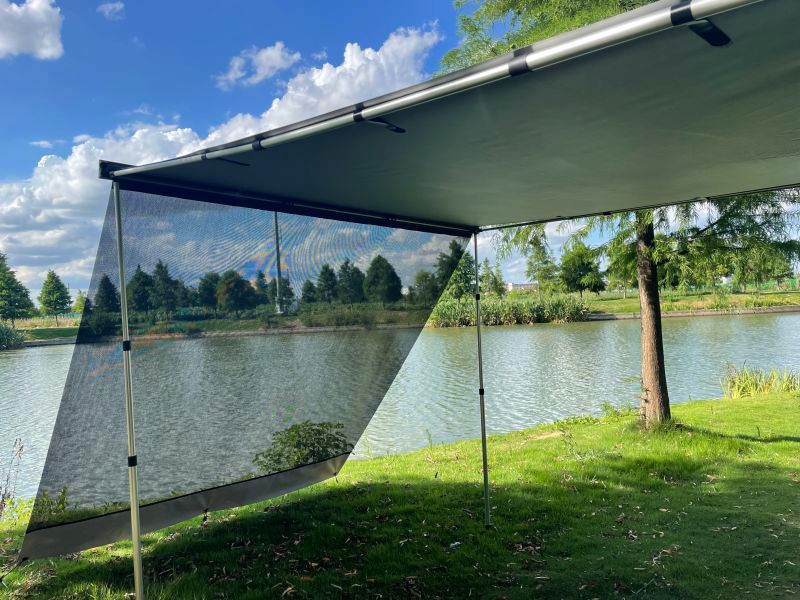 Thule Sun Blocker G2 Voorwand 240 - Te Velde - View #6